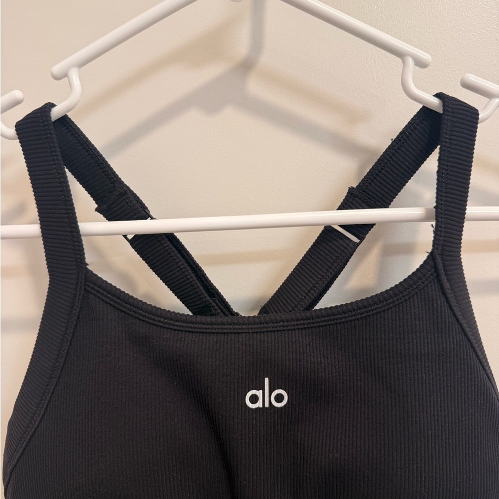 ALO Seamless Ribbed Favorite Ribbed Tank - Picture 2 of 4